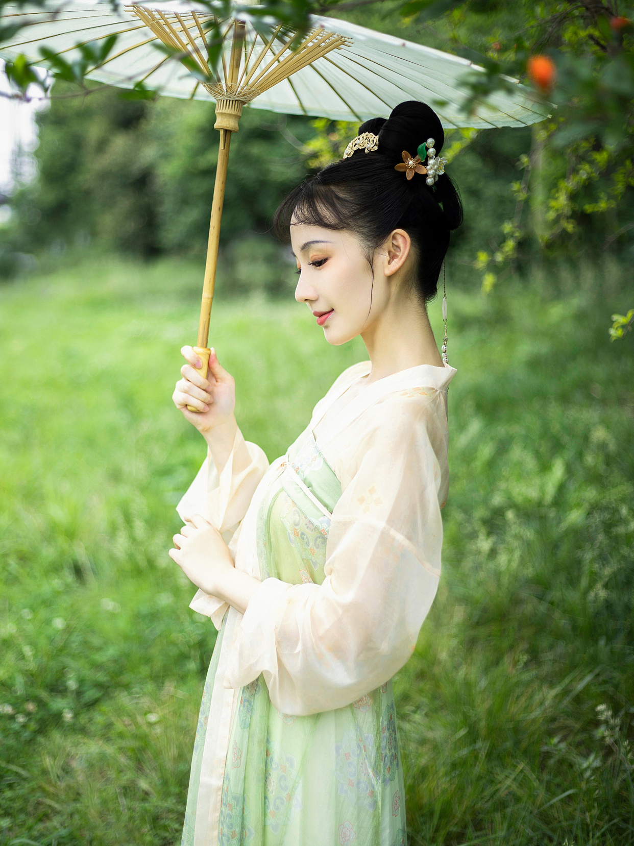 当同袍穿上绿色系汉服,清新又自然